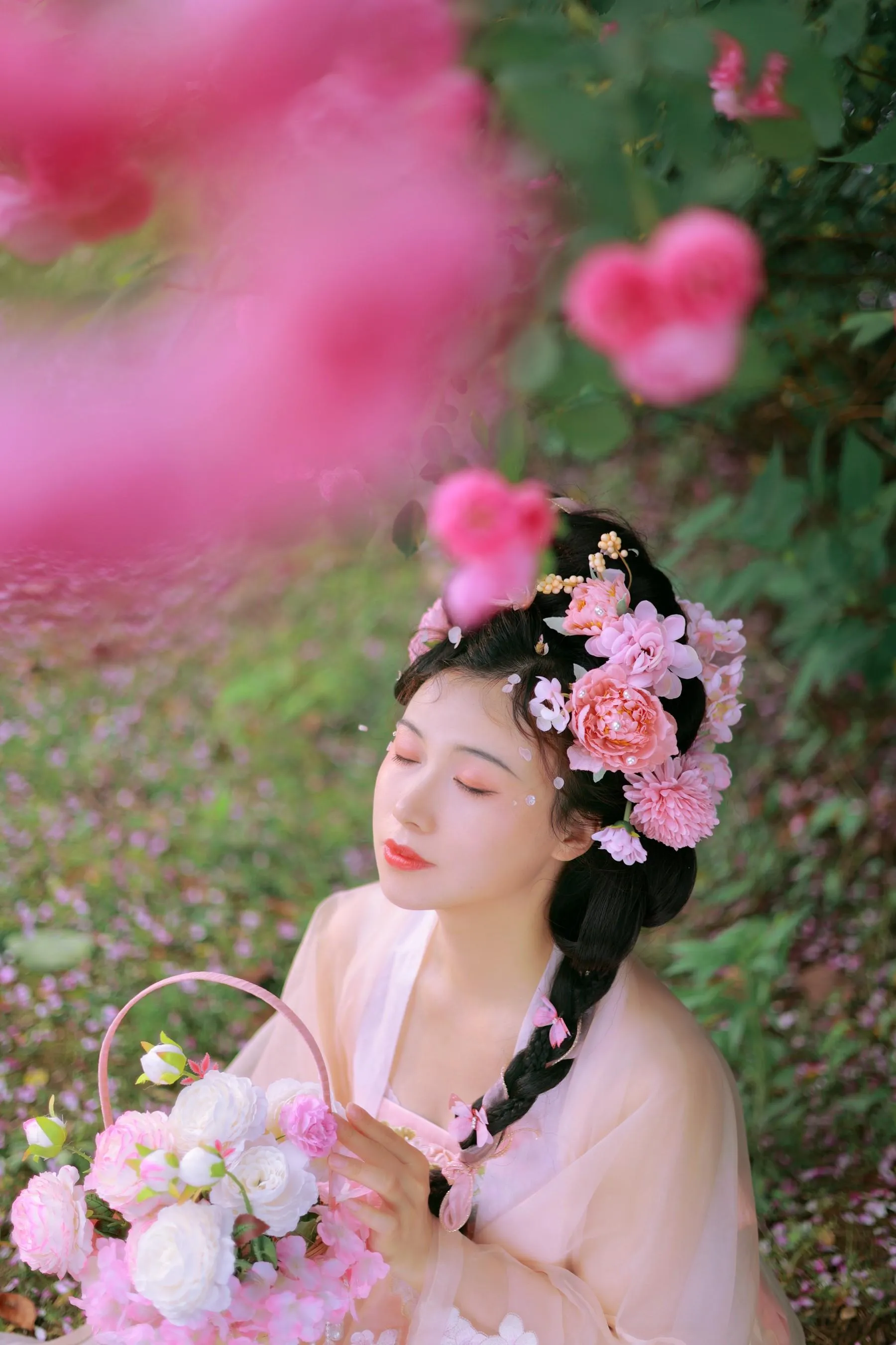 [艺图语] 2022.06.18 蔷薇花神 笑笑 [35P]插图6